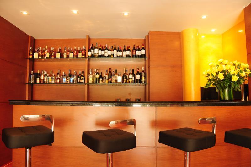 Hotel Emaus Bogotá Dış mekan fotoğraf