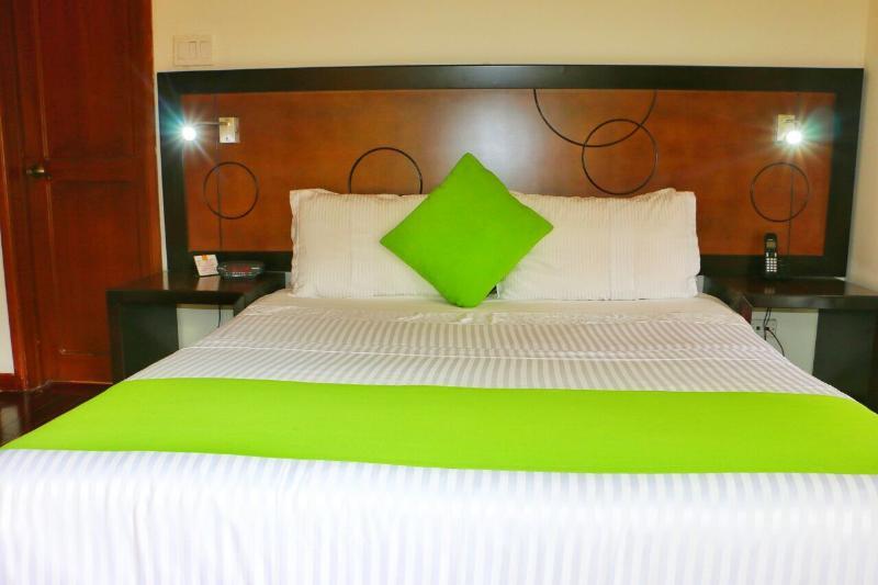 Hotel Emaus Bogotá Dış mekan fotoğraf