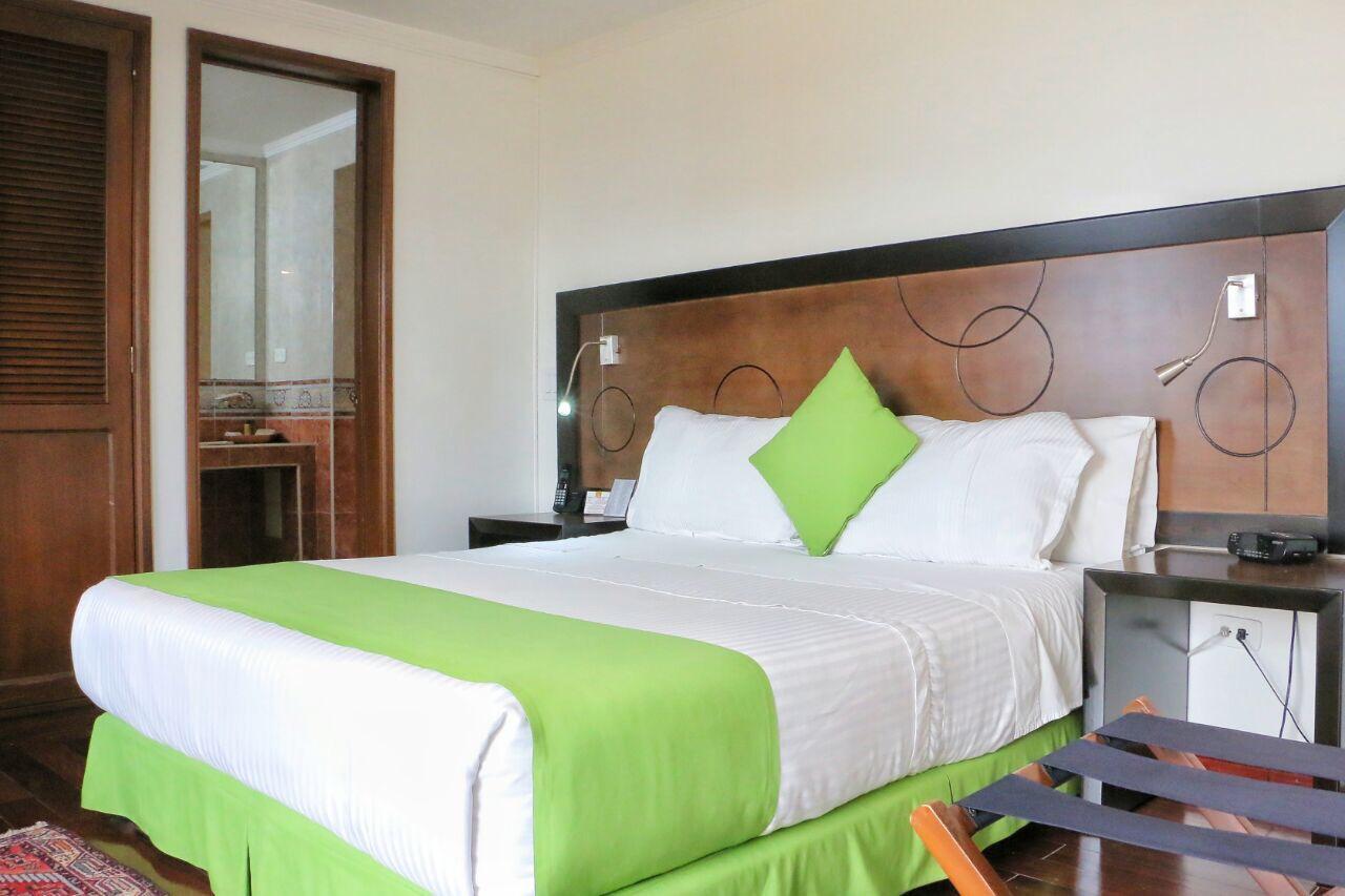 Hotel Emaus Bogotá Dış mekan fotoğraf